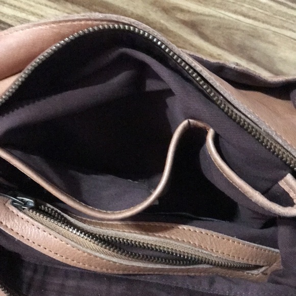 boutique of leather - Picture 9 of 9